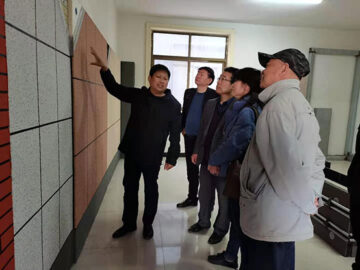 河南省建設(shè)科技協(xié)會理事長張利萍、秘書長段敬民等一行蒞臨調(diào)研